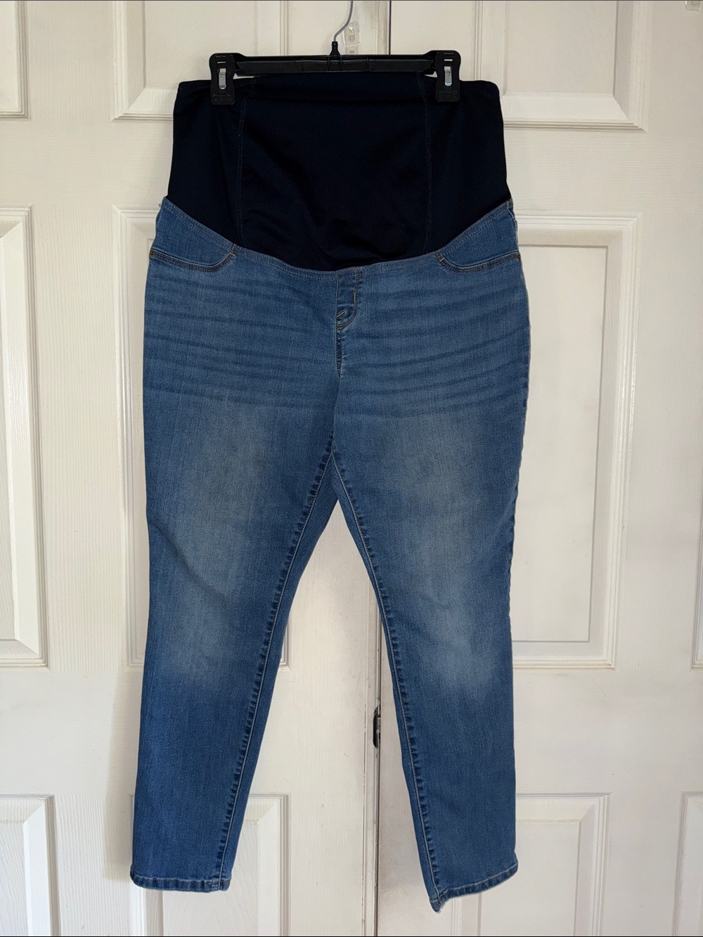 Isabel Maternity Light Wash Jeggings